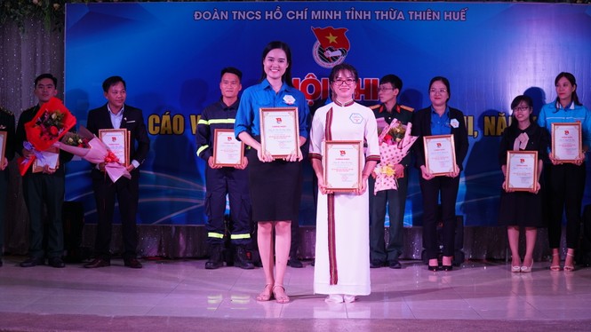 Sôi nổi thi báo cáo viên giỏi cấp tỉnh trong giới trẻ TT-Huế - ảnh 10