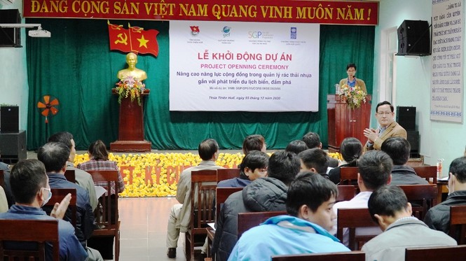 Tỉnh Đoàn TT-Huế cùng cộng đồng quản lý rác thải nhựa, gắn với phát triển du lịch - ảnh 1