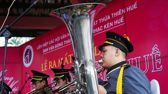 Huế: Lần đầu tiên, 40 nghệ sĩ ‘kèn Tây’ diễn Nhã nhạc Cung đình mừng năm mới - ảnh 3