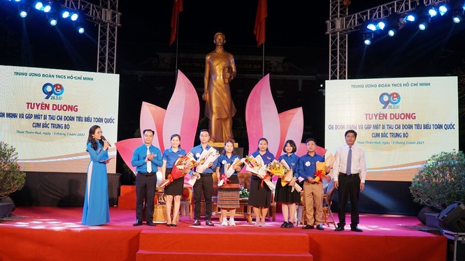 Tuyên dương chi Đoàn mạnh cụm Bắc Trung bộ - ảnh 7