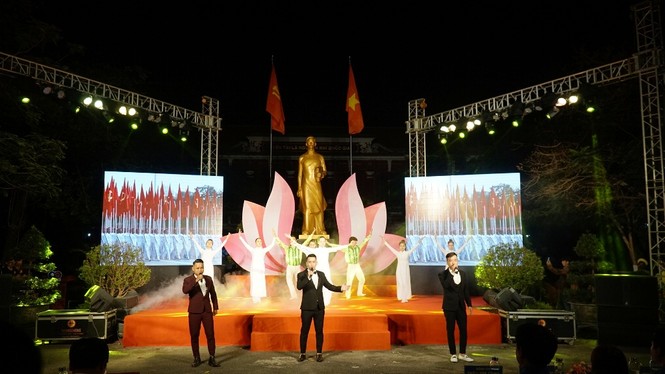 Tuyên dương chi Đoàn mạnh cụm Bắc Trung bộ - ảnh 2
