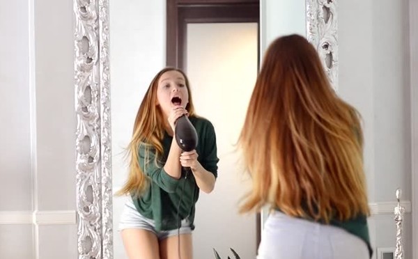 Bị nói xấu sau lưng: 5 cách tuyệt vời để đối phó và bình tĩnh sống - ảnh 2