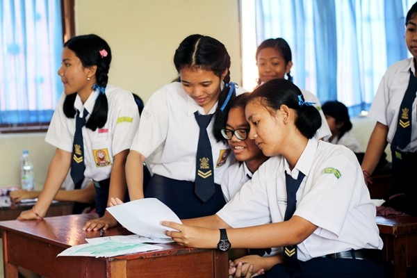 Sinh viên Indonesia nhầm lẫn, kêu ca về luật lao động trên Instagram của… ca sĩ Hàn Quốc - ảnh 1