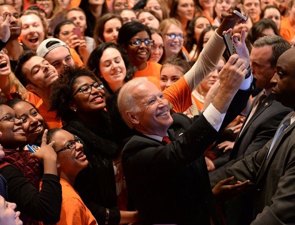 Tại sao nói chiến thắng dành cho ông Joe Biden chính là chiến thắng dành cho du học sinh? - ảnh 3