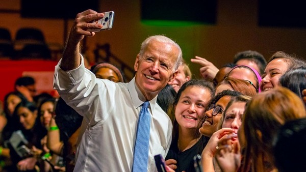 Lý do cho chiến thắng kỷ lục của ông Joe Biden trước Tổng thống Trump: Nhờ số cử tri trẻ? - ảnh 5