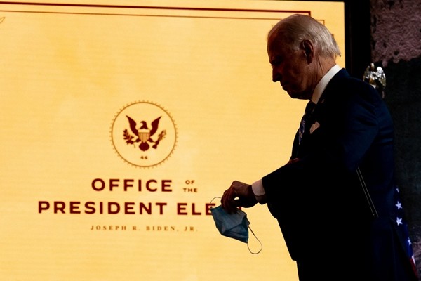 Bản tin Hằng ngày là gì mà Tổng thống Trump chặn mãi, đến giờ mới cho ông Joe Biden nhận? - ảnh 2