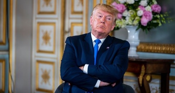 Tổng thống Trump càng thêm bực: Những người được ông quý mến lại quay ra xô xát với nhau - ảnh 4