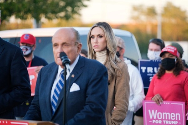 Tương lai của Tổng thống Donald Trump: Rất nhiều tiền và rất nhiều cách để tiêu số tiền đó - ảnh 3