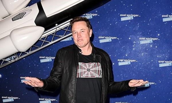 Tỷ phú Elon Musk vừa tiết lộ