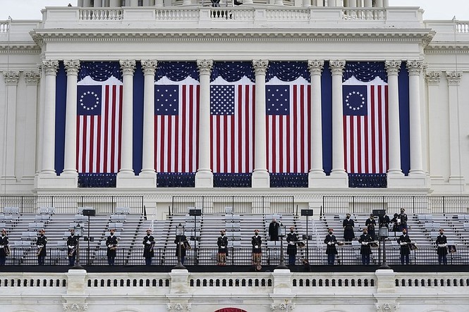 Vệ binh Quốc gia ở Điện Capitol phải học thêm một kỹ năng mới để bảo vệ Lễ Nhậm Chức của ông Joe Biden - ảnh 3
