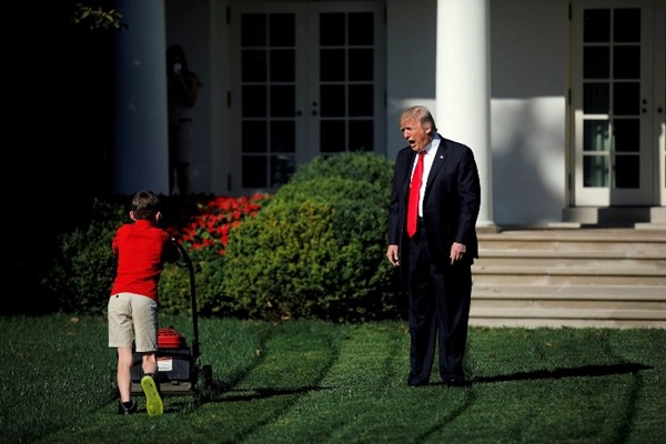 4 năm chụp ảnh Tổng thống Trump: Đằng sau những bức ảnh ấn tượng nhất của Tổng thống Mỹ thứ 45 - ảnh 8