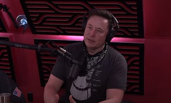 Tỷ phú Elon Musk tiết lộ bí quyết làm việc hiệu quả: Elon sẽ khiến bạn cười và cũng sẽ khiến bạn thay đổi - ảnh 2