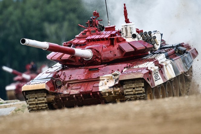 Kịch tính màn đua xe tăng của các ‘bóng hồng’ tại ARMY Games 2019 - ảnh 5
