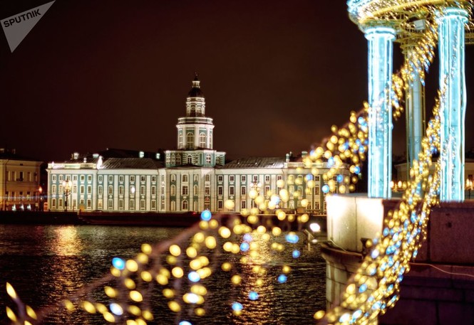 Saint-Peterburg lộng lẫy đón Giáng sinh và năm mới 2020 - ảnh 1
