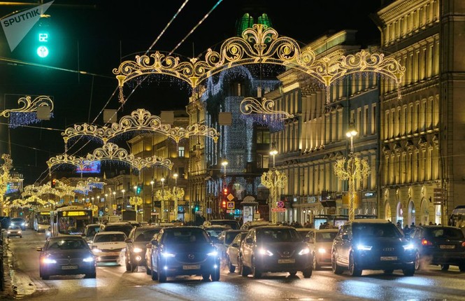 Saint-Peterburg lộng lẫy đón Giáng sinh và năm mới 2020 - ảnh 4
