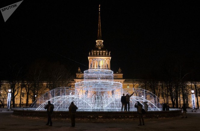 Saint-Peterburg lộng lẫy đón Giáng sinh và năm mới 2020 - ảnh 6