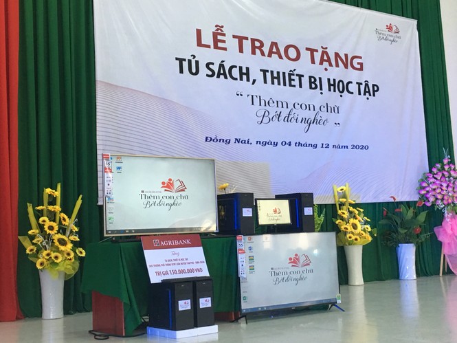 “Thêm con chữ bớt đói nghèo”: Acho con em đồng bào dân tộc đến trường - ảnh 1