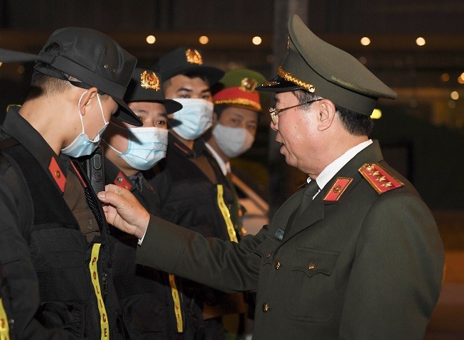 Tăng cường tuần tra kiểm soát vũ trang, không để xảy ra sai sót dù là nhỏ nhất - ảnh 2