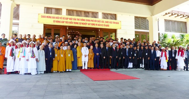 Thủ tướng Nguyễn Xuân Phúc gặp mặt, biểu dương chức sắc, chức việc tôn giáo tiêu biểu - ảnh 5
