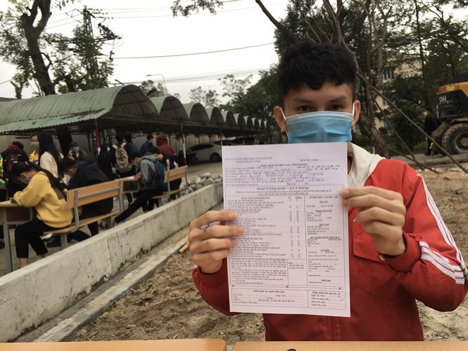 Mặc giá lạnh, sinh viên Đà Nẵng xếp hàng hiến máu - ảnh 5