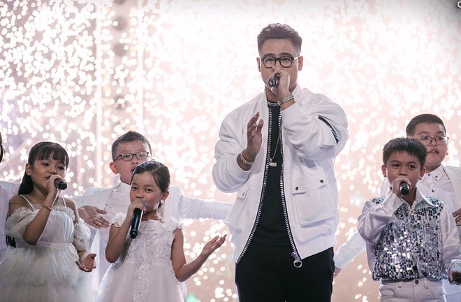 Chung kết Rap Việt: G.Ducky, Gonzo, Lăng LD xứng danh “người chơi hệ lyric” - ảnh 2