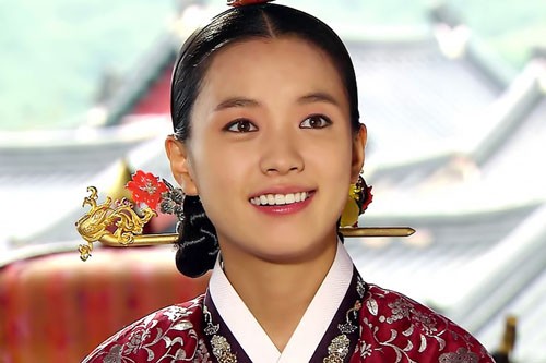 Lỡ “phải lòng” Chàng Hậu, đừng bỏ qua những hoàng hậu khác của Hàn Quốc cũng ngầu hết nấc - ảnh 11