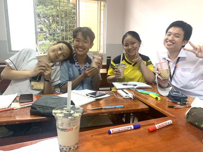 Teen và trải nghiệm học online: Trải nghiệm vui cũng có, mà “khó đỡ” cũng nhiều lắm nha! - ảnh 2