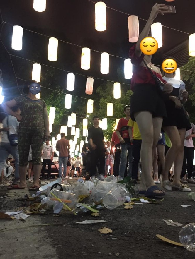 Sau một cuộc chơi, xung quanh Hà Nội toàn là rác? - ảnh 4