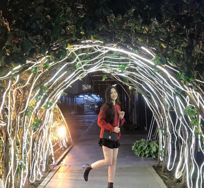 Đại học Thăng Long chuẩn bị Giáng sinh sớm cho sinh viên tha hồ sống ảo - ảnh 6
