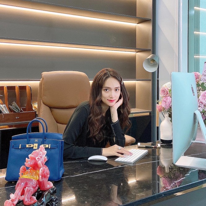 Dàn mỹ nhân V- Biz chuẩn