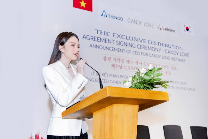 Dàn mỹ nhân V- Biz chuẩn