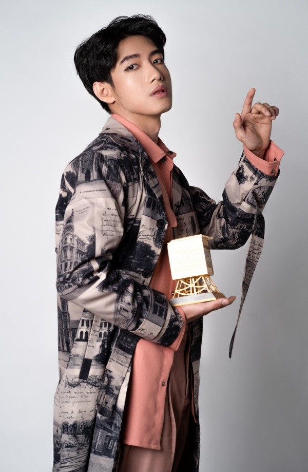 Quang Đăng thắng giải MAMA ở hạng mục “Best Choreographer of the Year