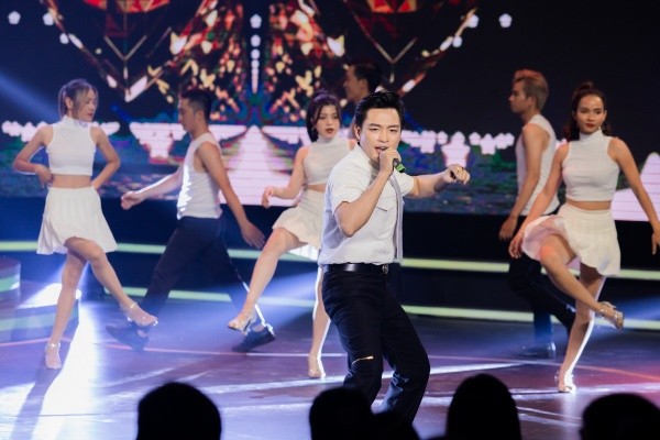 Phạm Việt Thắng nhận cơn mưa lời khen, cháy hết mình với tạo hình ca sĩ Ngọc Sơn - ảnh 3