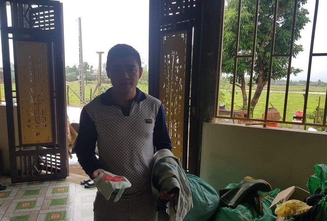 Dân mạng rần rần ca ngợi hành động trả lại tiền trong đồ cứu trợ của người dân vùng lũ - ảnh 2