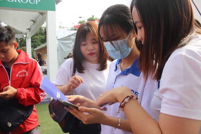 Mở thẻ, đi bộ và nhận tiền chỉ có tại Sóng Festival - ảnh 2