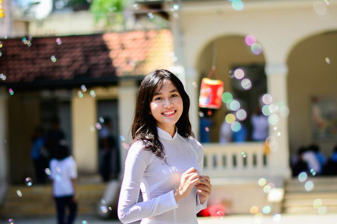 Nhan sắc đời thường của hai Á hậu Hoa hậu Việt Nam 2020 - ảnh 3