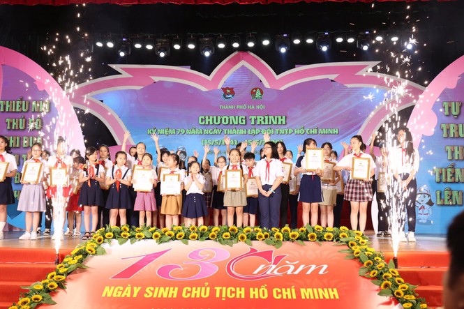 Nhiều hoạt động thiết thực của thiếu nhi Thủ đô kỷ niệm 79 năm thành lập Đội - ảnh 3