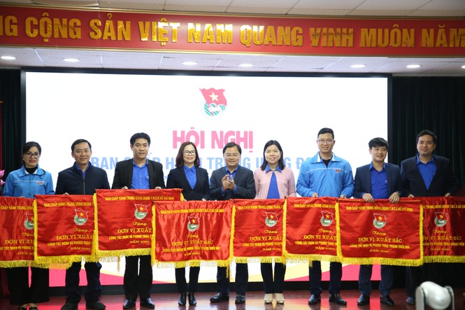 Sẽ hỗ trợ vay vốn ít nhất 2.500 tỷ đồng cho thanh niên làm kinh tế - ảnh 6