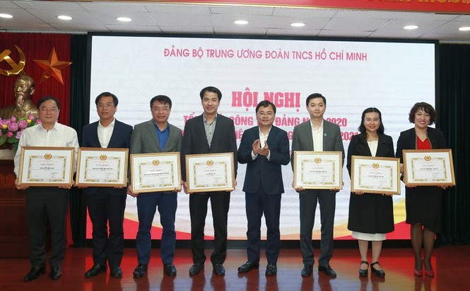 Khẩn trương xây dựng chương trình hành động - ảnh 3