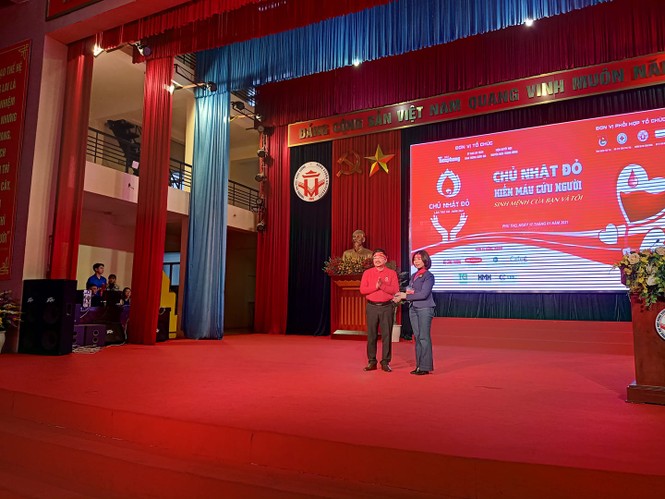 Lan tỏa Chủ nhật Đỏ nơi Đất Tổ Hùng Vương - ảnh 7