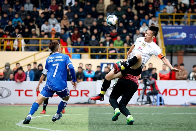 Thành Lương giúp EOC vô địch giải bóng đá 7 người toàn quốc - ảnh 7