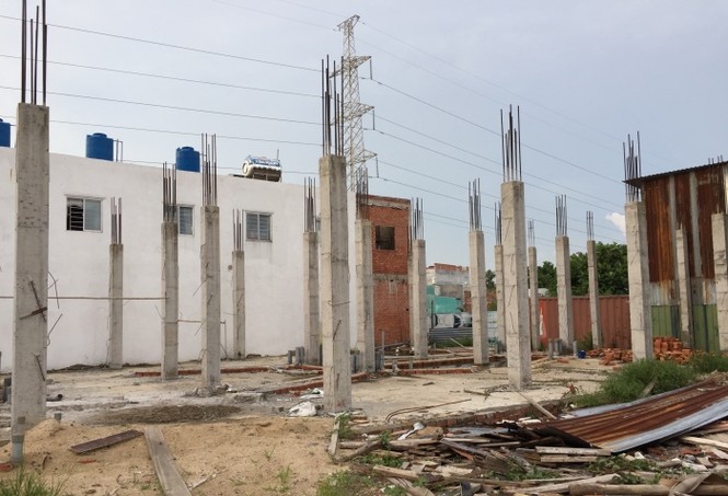 'Hô biến' đất xây nhà ở thành chung cư mini - ảnh 2