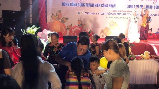 Tỉnh Đoàn Bắc Giang vận động hơn 1,5 tỷ đồng trao quà Trung thu cho trẻ khó khăn - ảnh 1