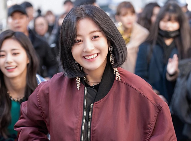 Kiểu tóc lob được các idol K-Pop ưa chuộng đang dẫn đầu xu hướng làm đẹp mùa Hè năm nay - ảnh 4