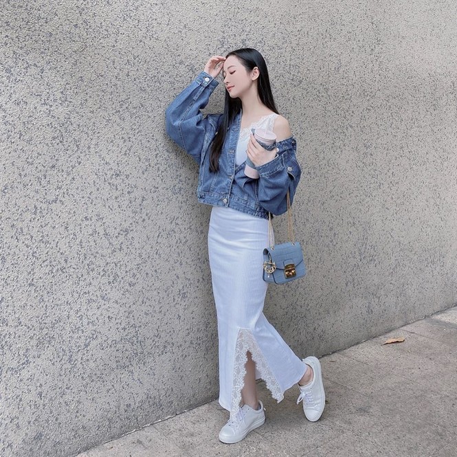 Thời trang sao Việt tuần qua: Crop-top vs đồ jeans - team mát mẻ vs team chống nắng? - ảnh 8