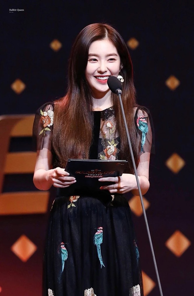Đụng hàng Jennie, Lisa, Irene, YoonA, chị đẹp Son Ye Jin được khen hay bị chê nhiều hơn? - ảnh 4