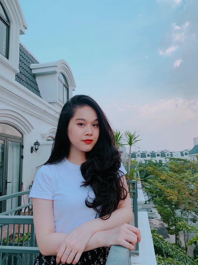 Hotgirl 9x từng tham gia MV Hồ Quang Hiếu được chú ý khi dự thi Hoa hậu Việt Nam - ảnh 7