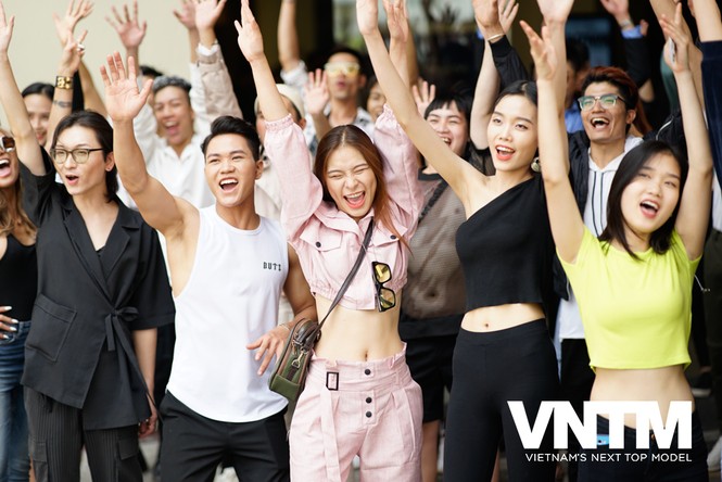 Vietnam's Next Top Model chính thức trở lại, netizen chuẩn bị tha hồ