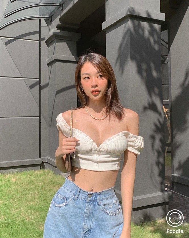 Ngọc Trinh, Jun Vũ, Phương Ly khoe khả năng cân mọi loại trang phục từ nữ tính đến cá tính - ảnh 4