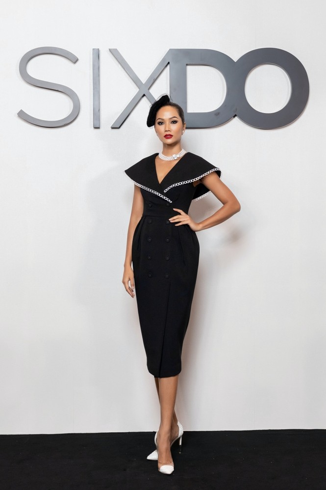 Mỹ nhân hàng đầu showbiz Việt so kè váy áo sang trọng trên thảm đỏ show NTK Đỗ Mạnh Cường - ảnh 2